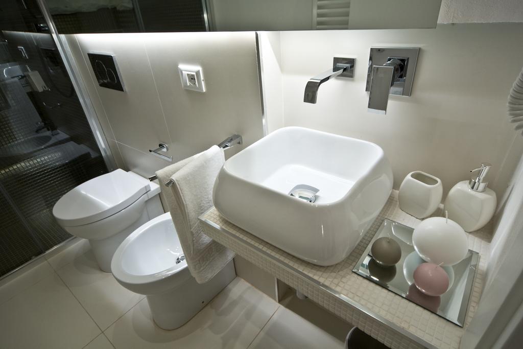 Whitehouse Hotel Colle Val D'Elsa Bagian luar foto